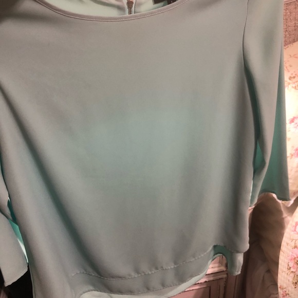 Blouse - Picture 2 of 5